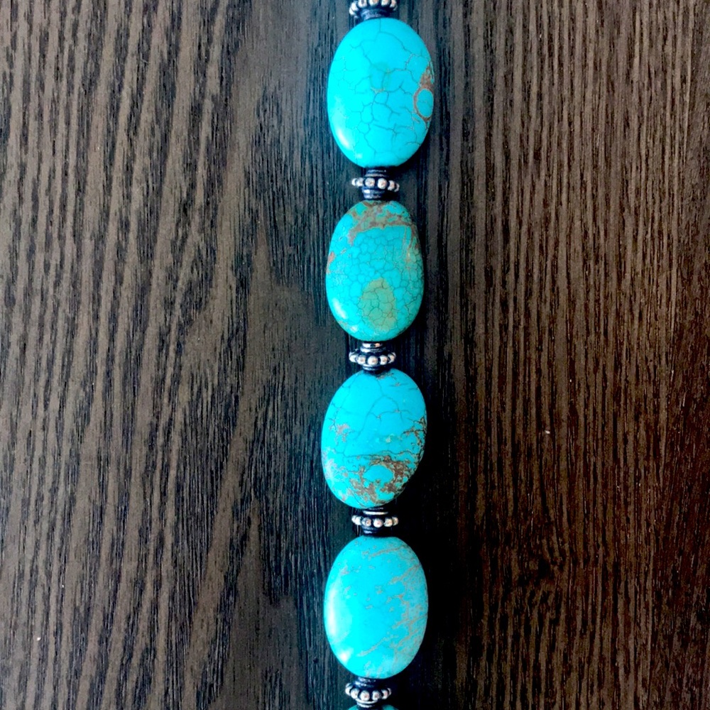 Turquoise necklace with sterling silver spacers. - Picture 5 of 6